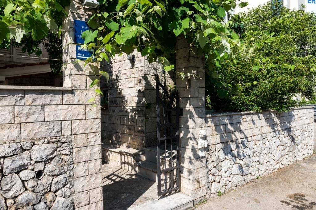 Apartment Wild Orange Дубровник Екстер'єр фото